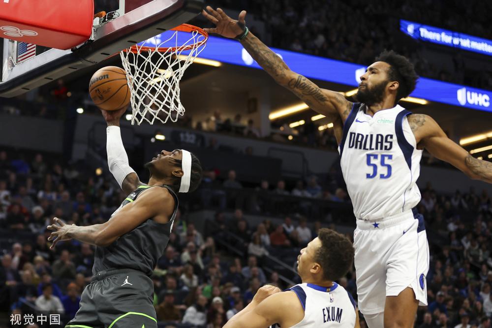 他不仅在场 他不仅在场